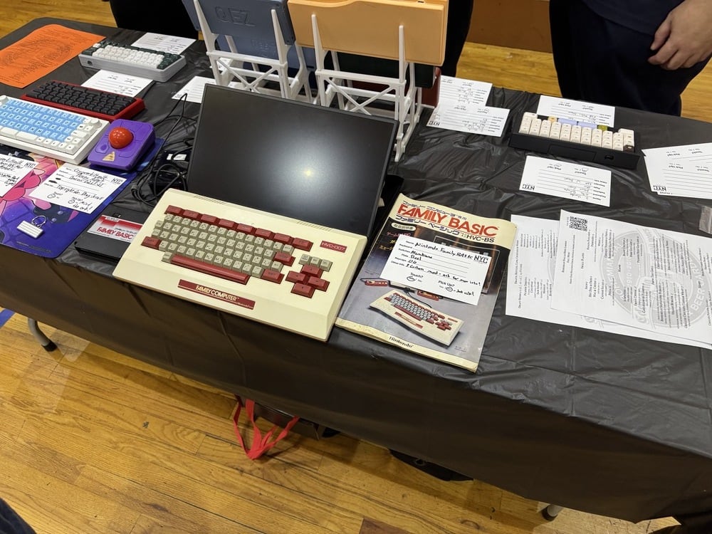 Image of a keyboard meetup